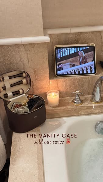 Viral Makeup Case