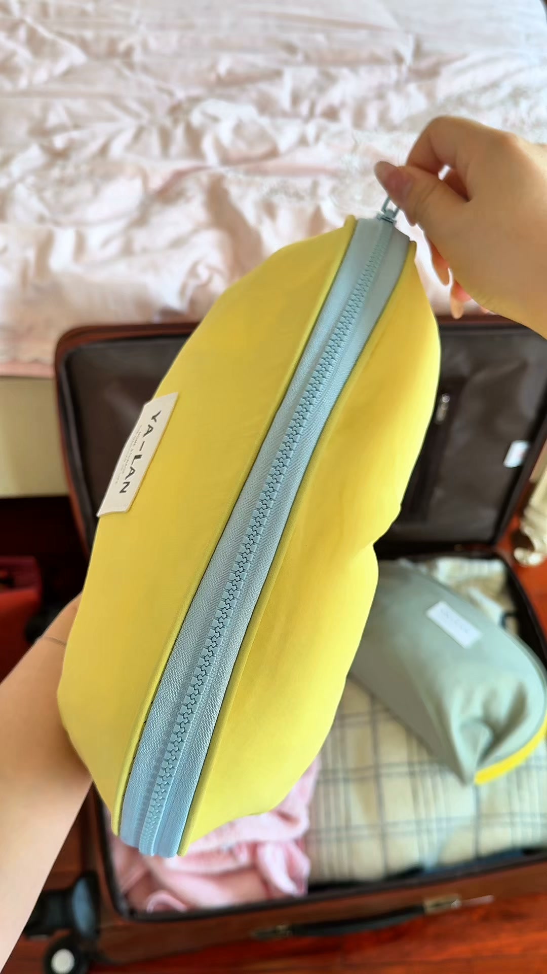 Open Your Suitcase to Calm
