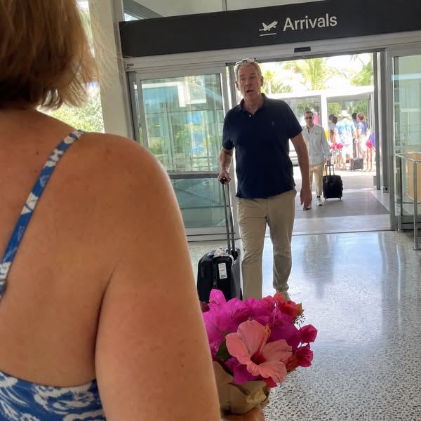 My husband didn't recognise me at the airport