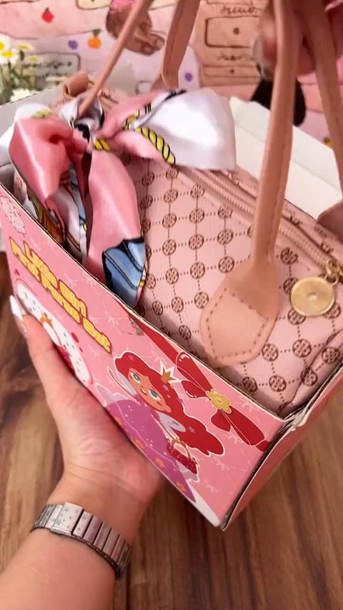 Realistic Girl Handbag Toy Set