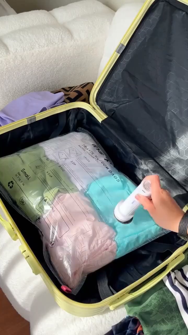Altijd te veel kleding in je koffer?