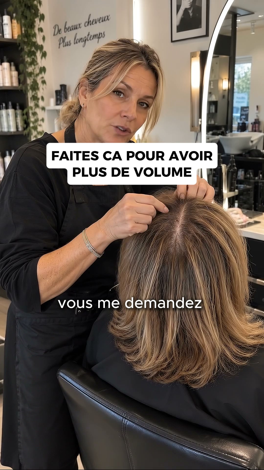 Refais-toi une queue de cheval.