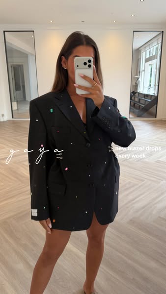 Anúncio de Gaya Collections