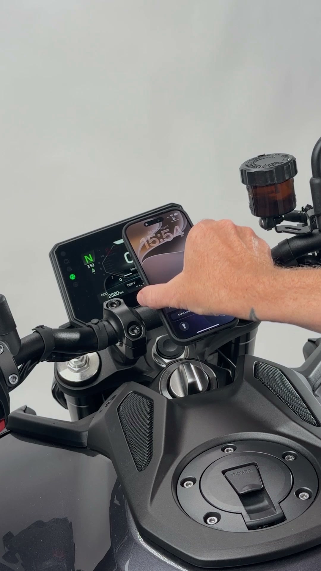 Protect your iPhone 18 Pro on every ride.