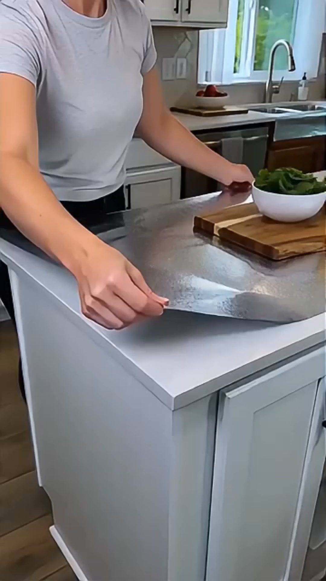Självhäftande aluminiumfolie för kök 40 × 300 cm