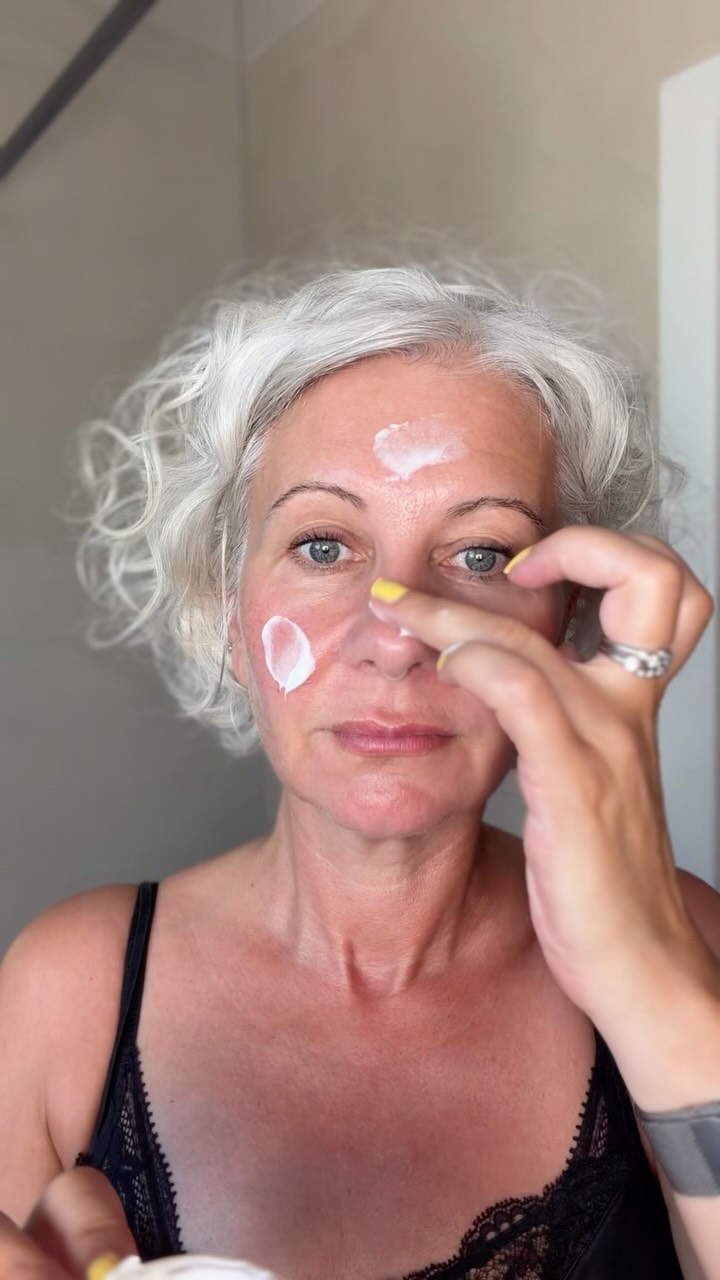Anúncio de The Skin Diary