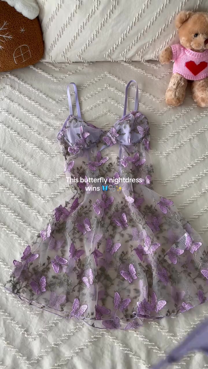Soft lace meets bedroom magic