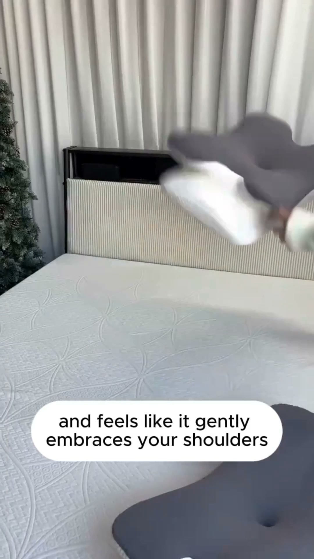 https://ellorest.com/products/ergonomic-pillow