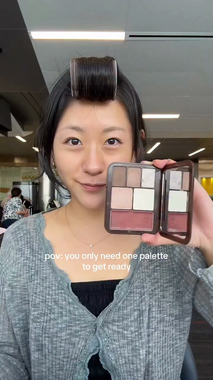 Master your effortlessly beautiful class look in 5 mins flat!