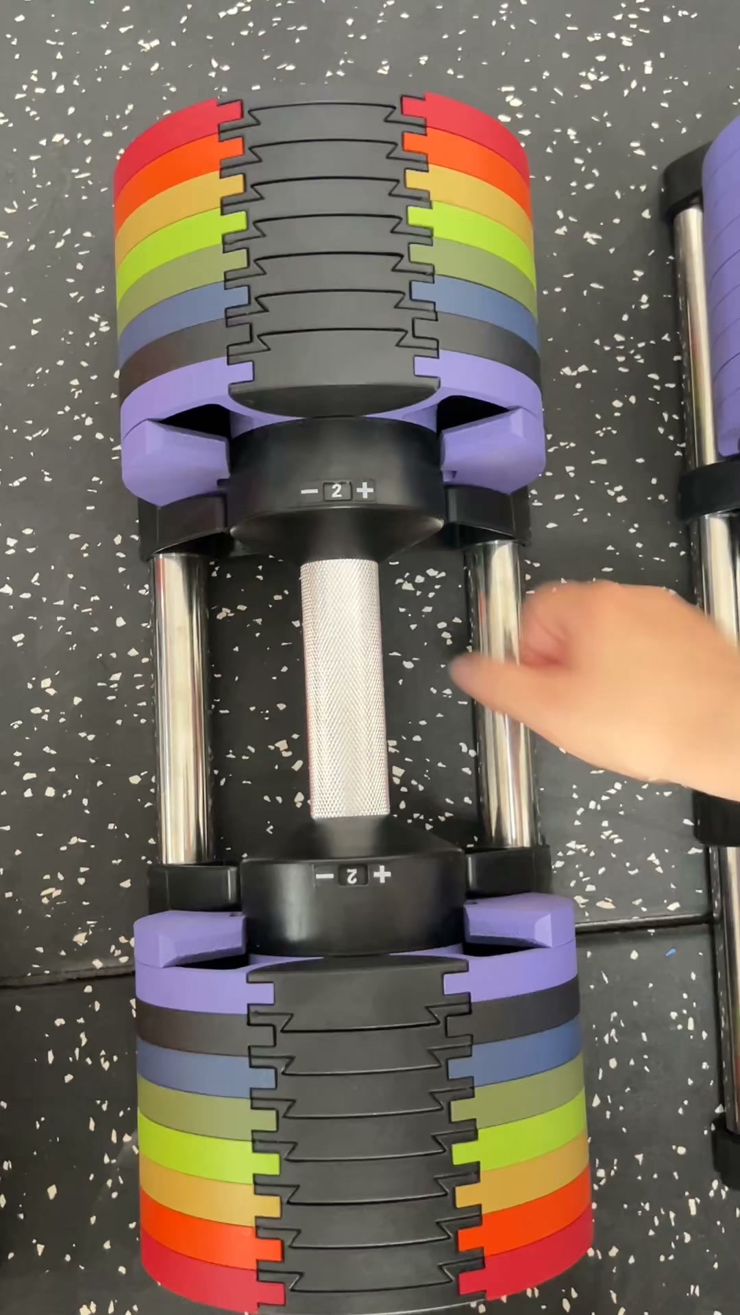 Twist & lift! 1-second adjustment from 5 to 80 lbs. Upgrade your home gym