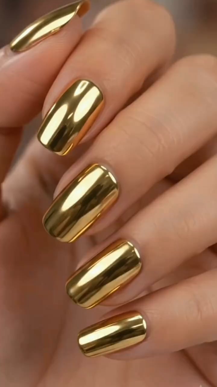 2026 Glamorous Metallic Mirror Nail Polish