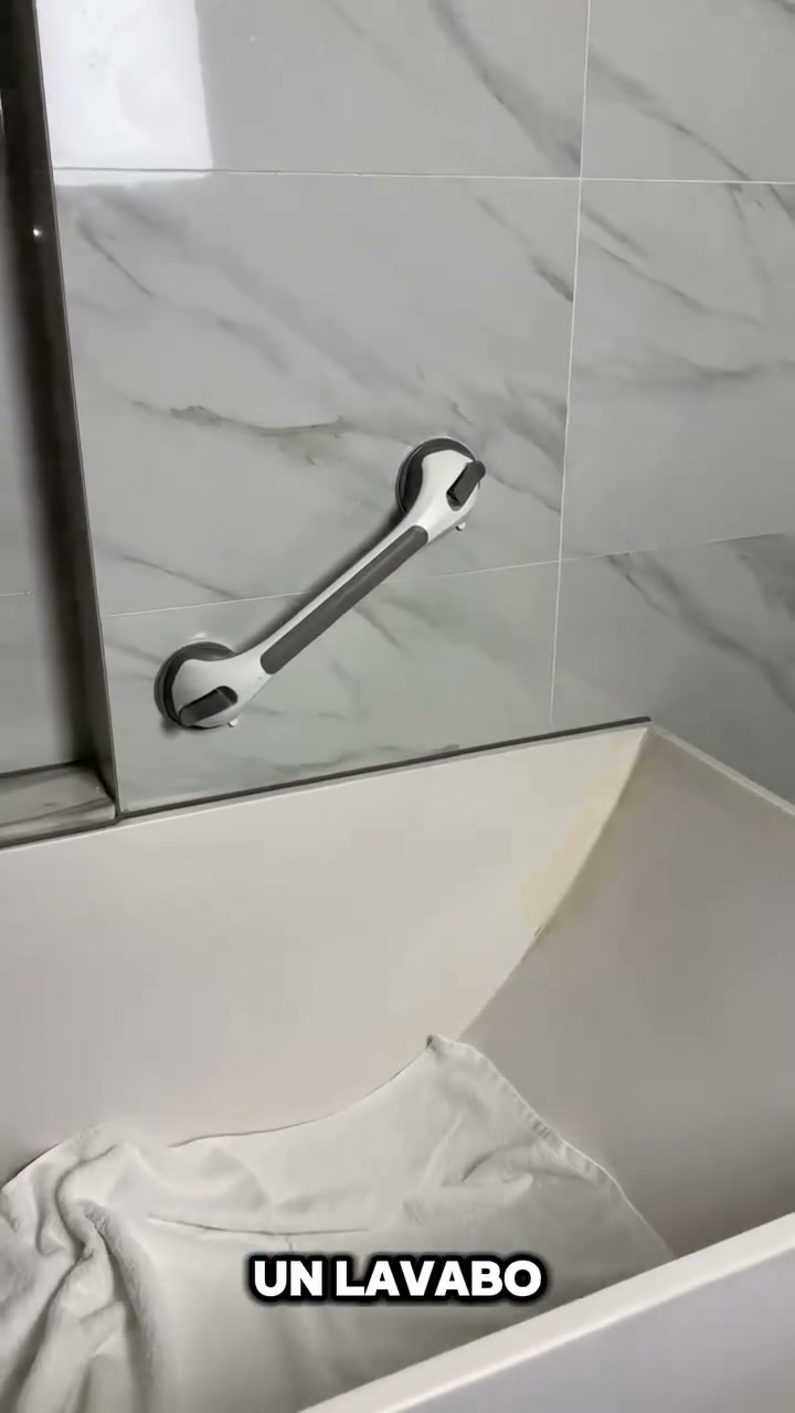 Votre salle de bain plus sûre en 30 secondes