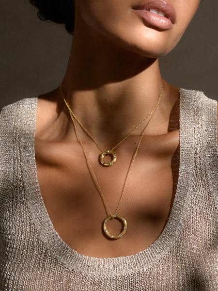 FREE worldwide shipping