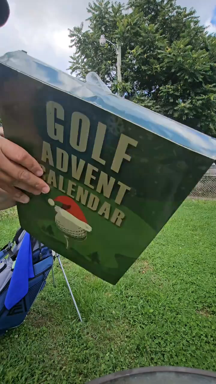 The Golf Gift They’ll Open 24 Times