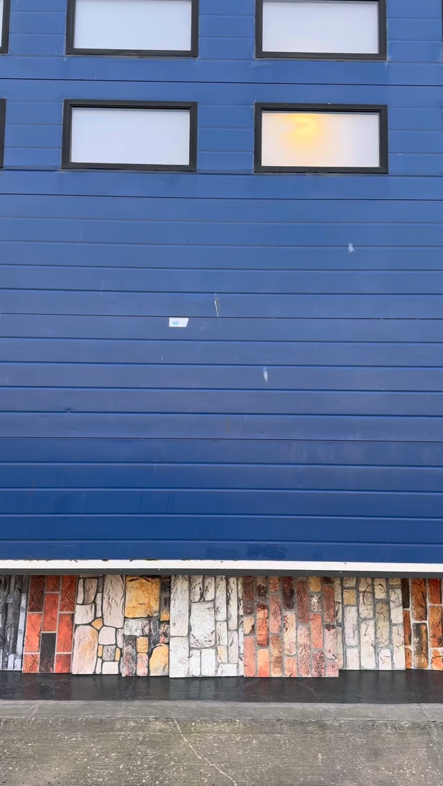 Anúncio de K&B Panels