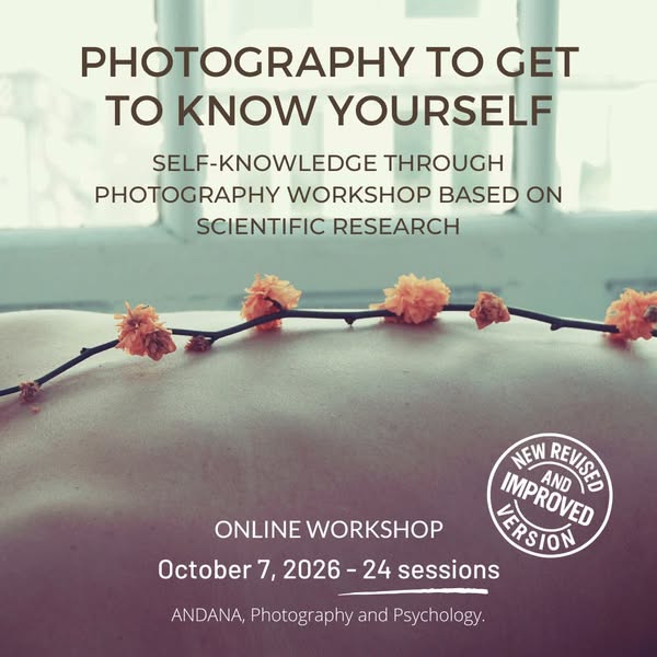 PHOTOGRAPHY TO GET TO KNOW YOURSELF
