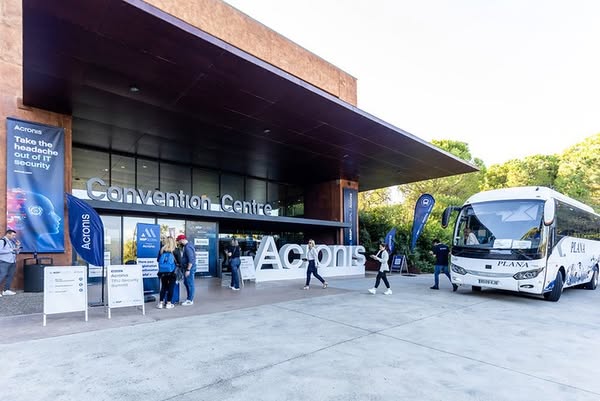 See Full Schedule, Reserve Your Ticket – MSP GLOBAL Airport Shuttle: BCN Airport (T2 & T1 to/from PortAventura World (Oct. 19.-23.) powered