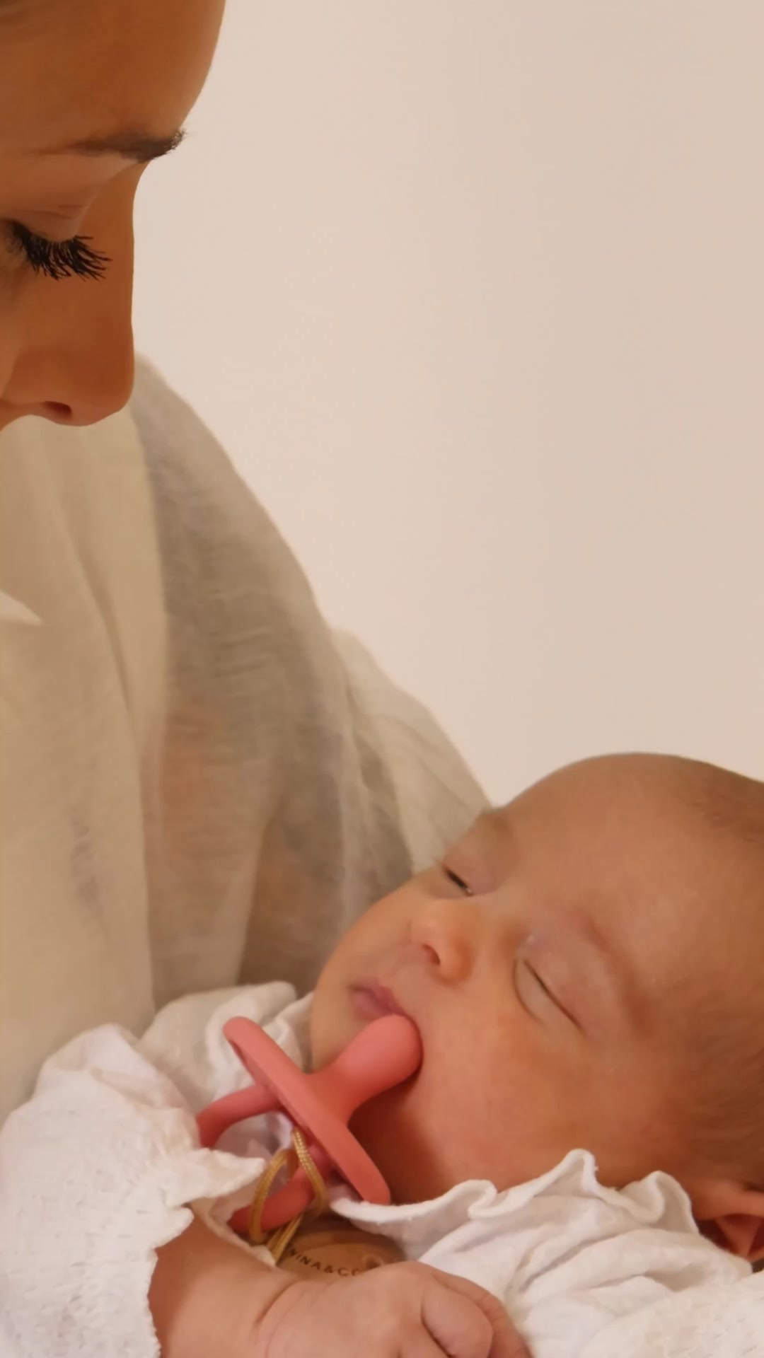Ciucci in Silicone Organico: Comfort e Qualità per il Tuo Bambino. Spedizione in 24/48 ore