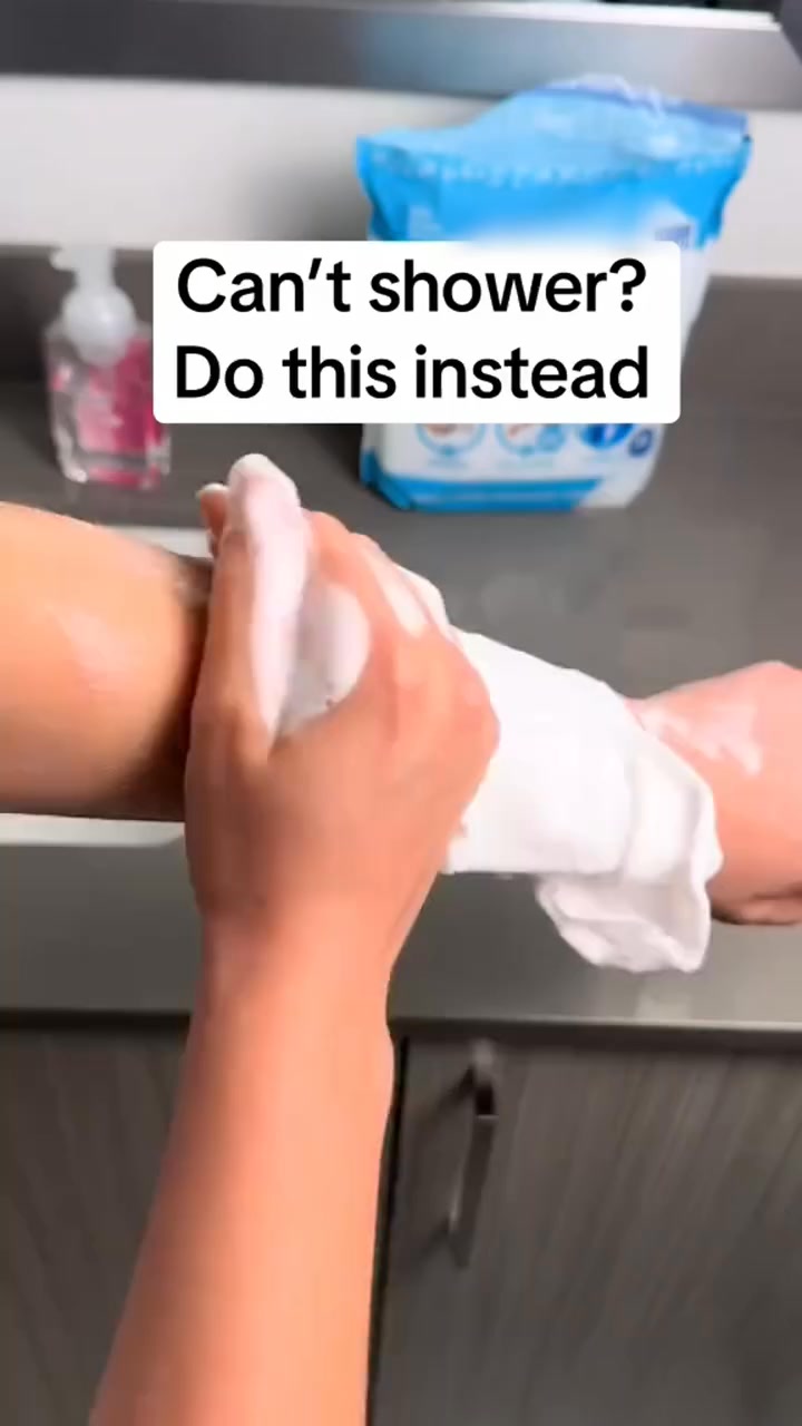 Disposable Rinse-Free Bathing Wipes