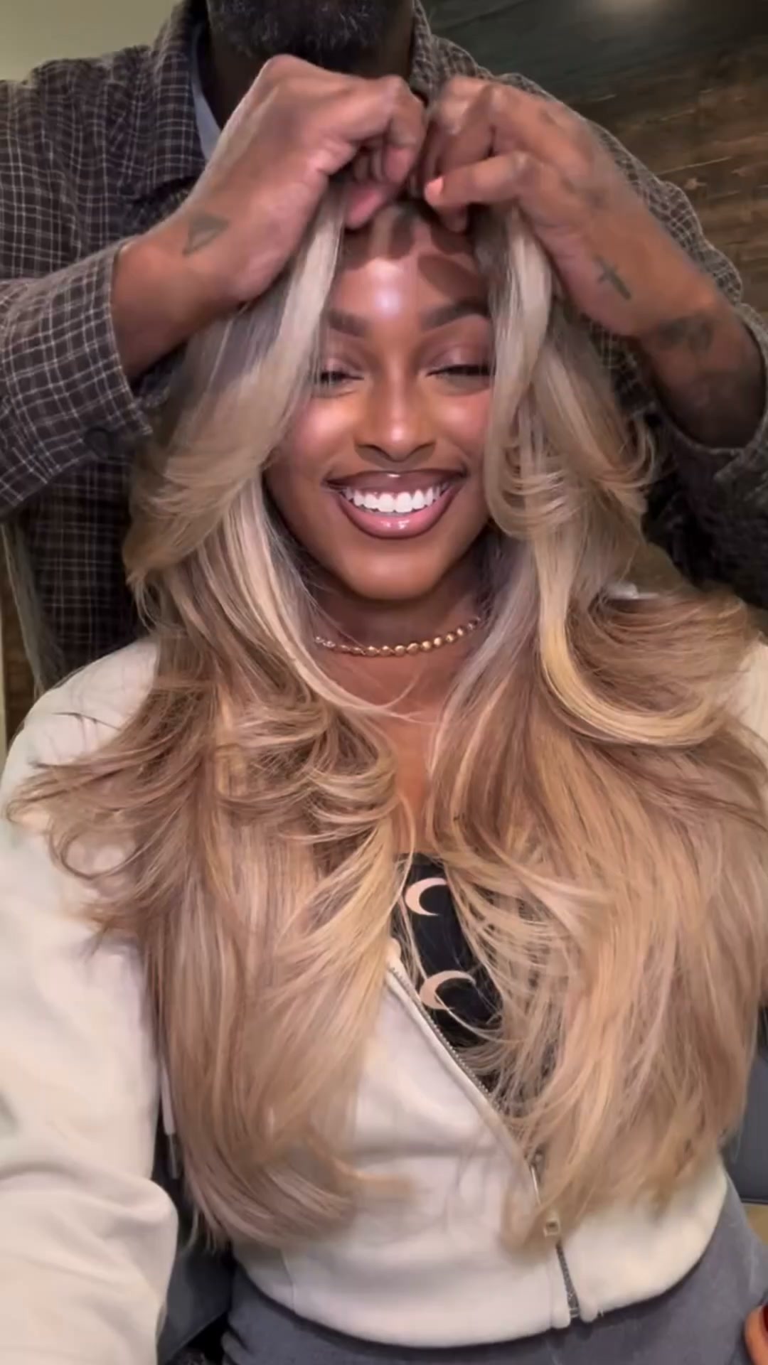 Flawless "Rich Girl" Blonde!
