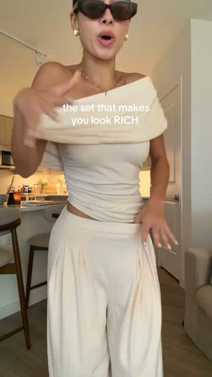 Modern Elegance in Motion