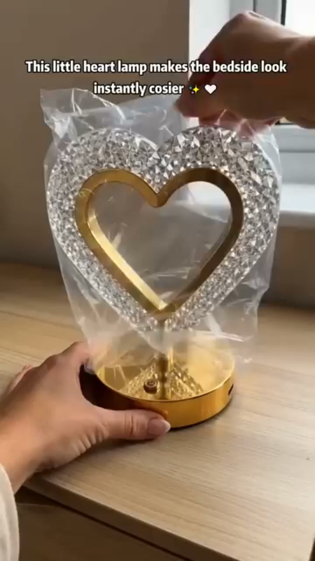 50% OFF !! Geometric Crystal Night Light: Touch Control, 3 Colors, USB Rechargeable, Bedroom Glow