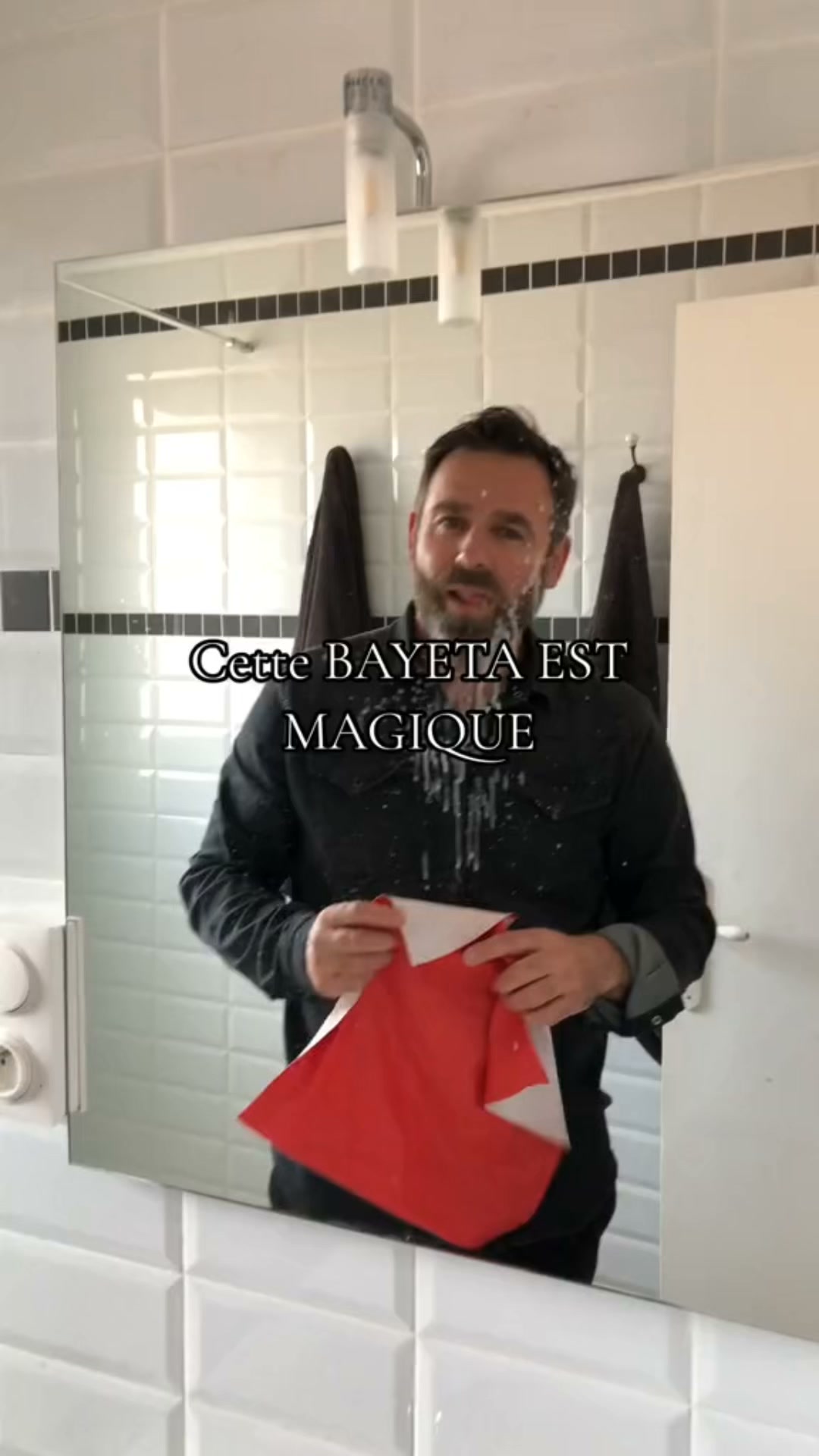 Des surfaces impeccables en un seul geste !