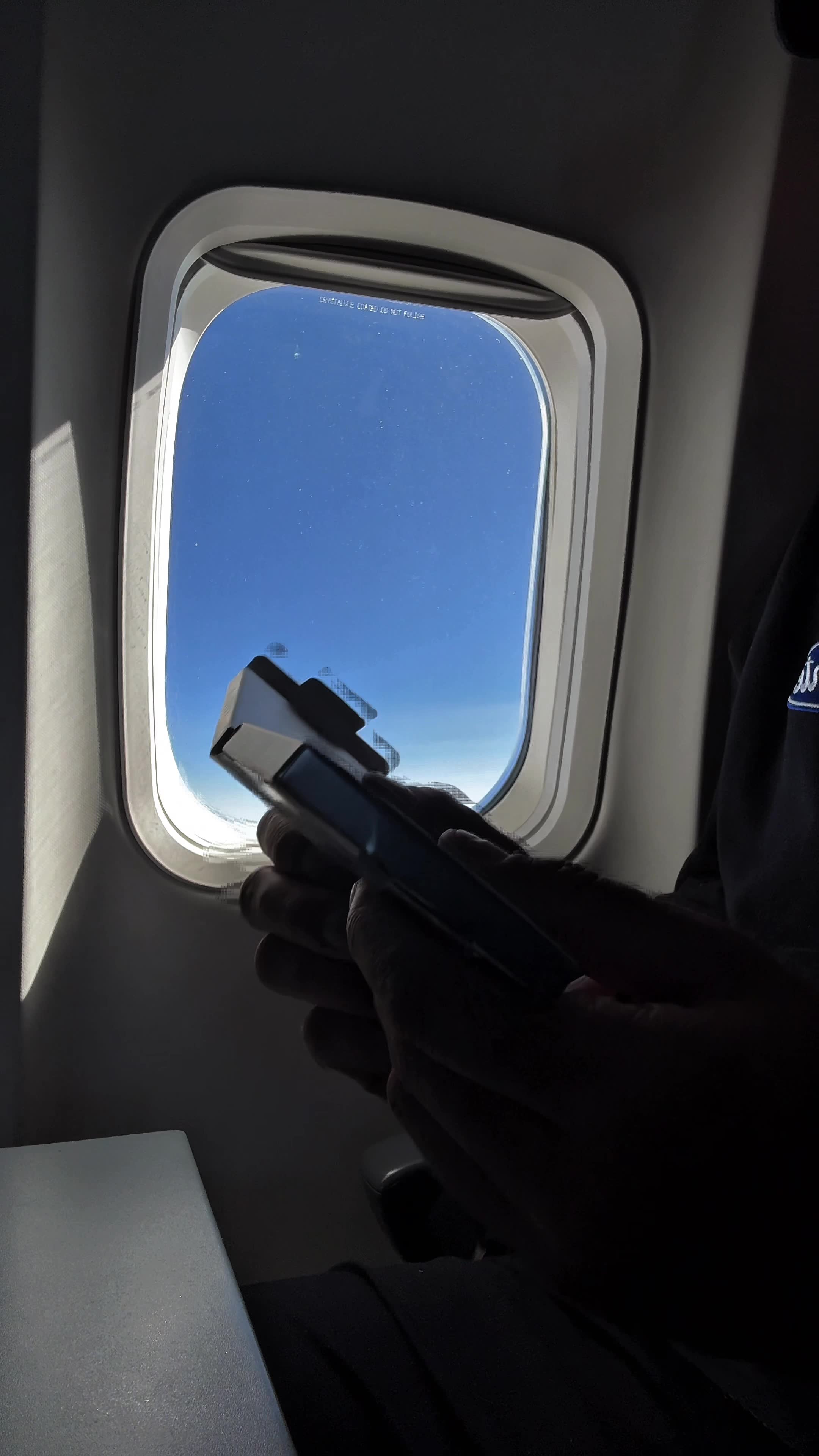 Two Capsules, Zero Jet Lag.