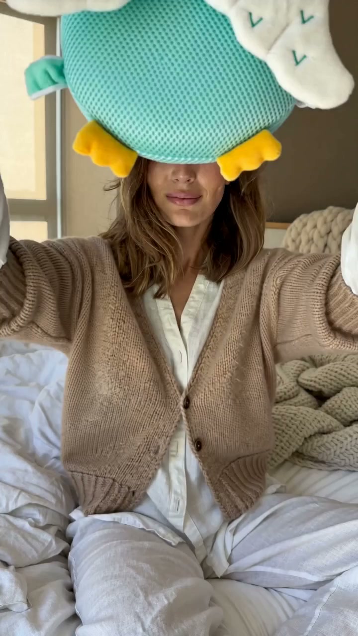 Breathable Head Pillow by A’PARENTLY