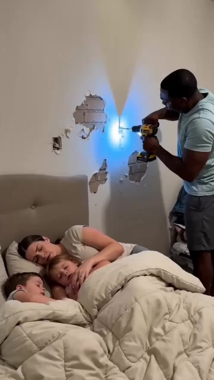 Free Adhesive Wall Hooks