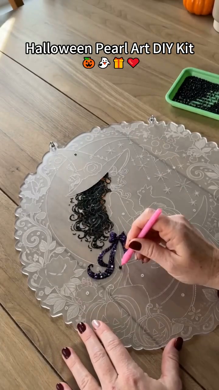 Create Your Own Sparkling Christmas Decor