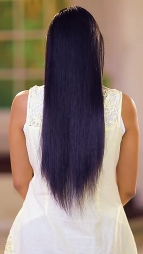 You're 3 Mins Away From Long, Strong & Beautiful Hair! Just take the Vedix Hair Quiz & wait for an expert curated box to reach your doors