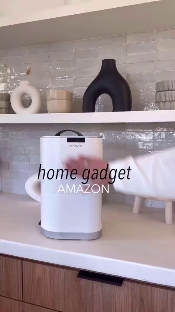 No Touch. No Hassle. Just Grab a Paper Towel