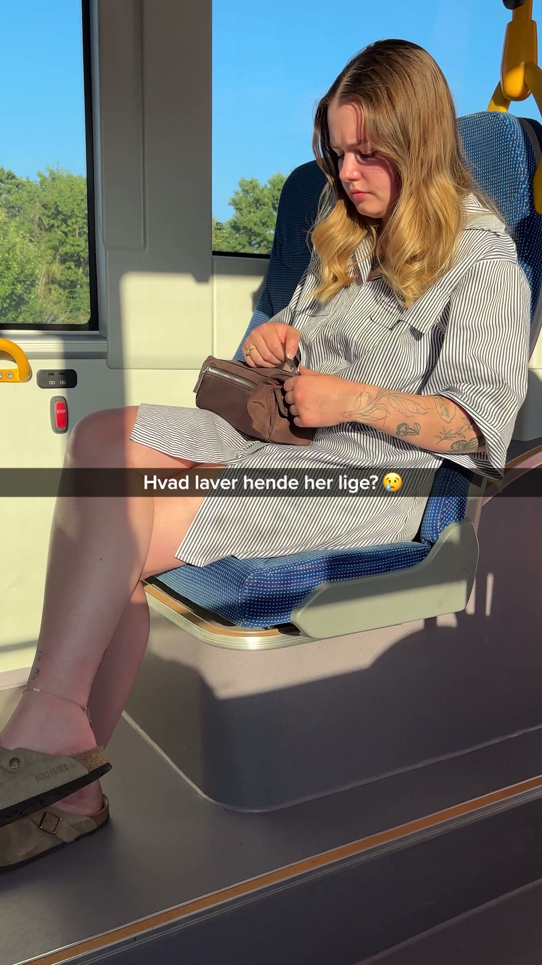 Er det en sovemaske i bussen? Nej, det er min uundværlige redning på farten