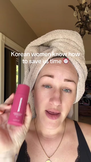The viral skin-tone adapting foundation