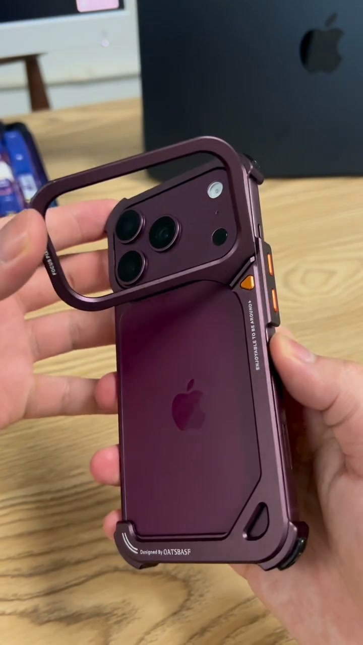 iPhone 17/18 Pro Max Metal Frameless Heat-Dissipating Case with Kickstand and Shock-Absorbing Airbags