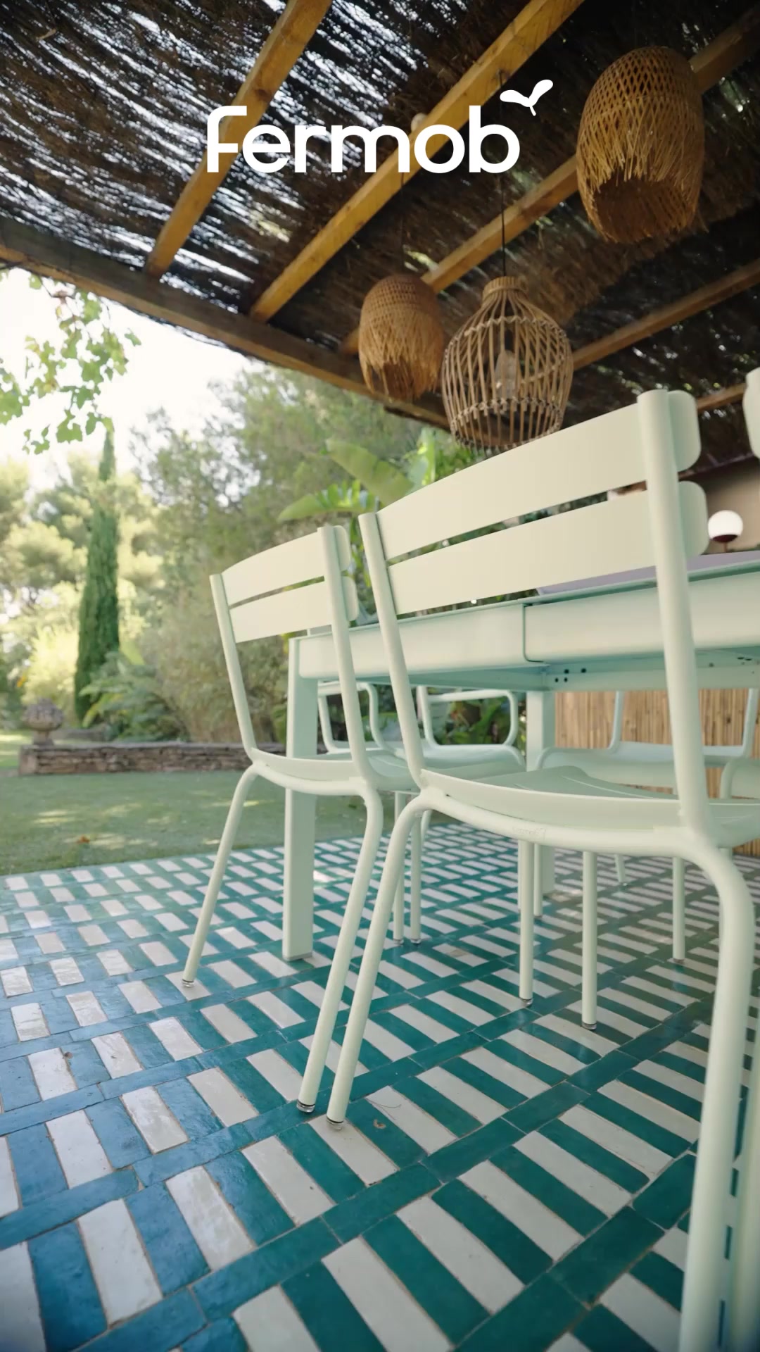 Prenez place, la bonne humeur est servie