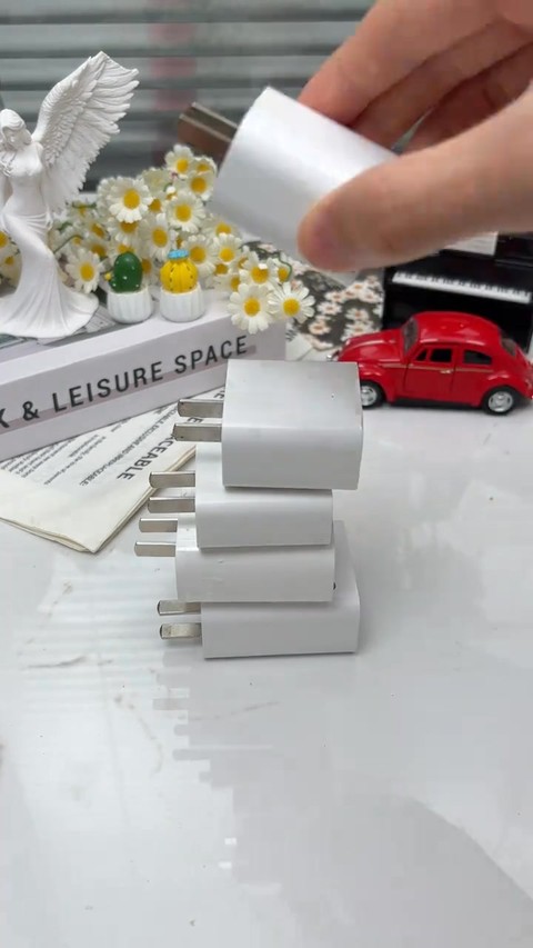 6-Port Multi-Interface Fast Charging Adapter