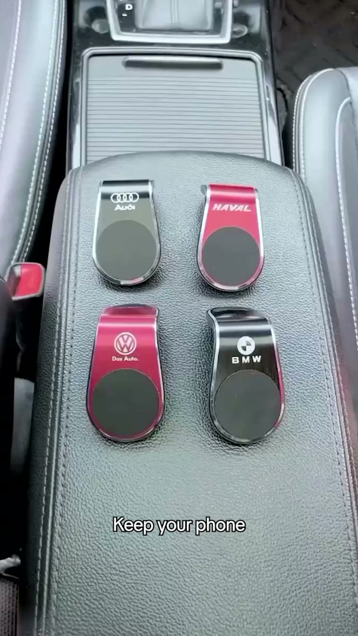 Snap Your Phone On. Drive.