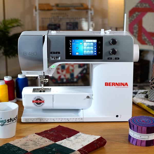 BERNINA 480 Sewing Machine