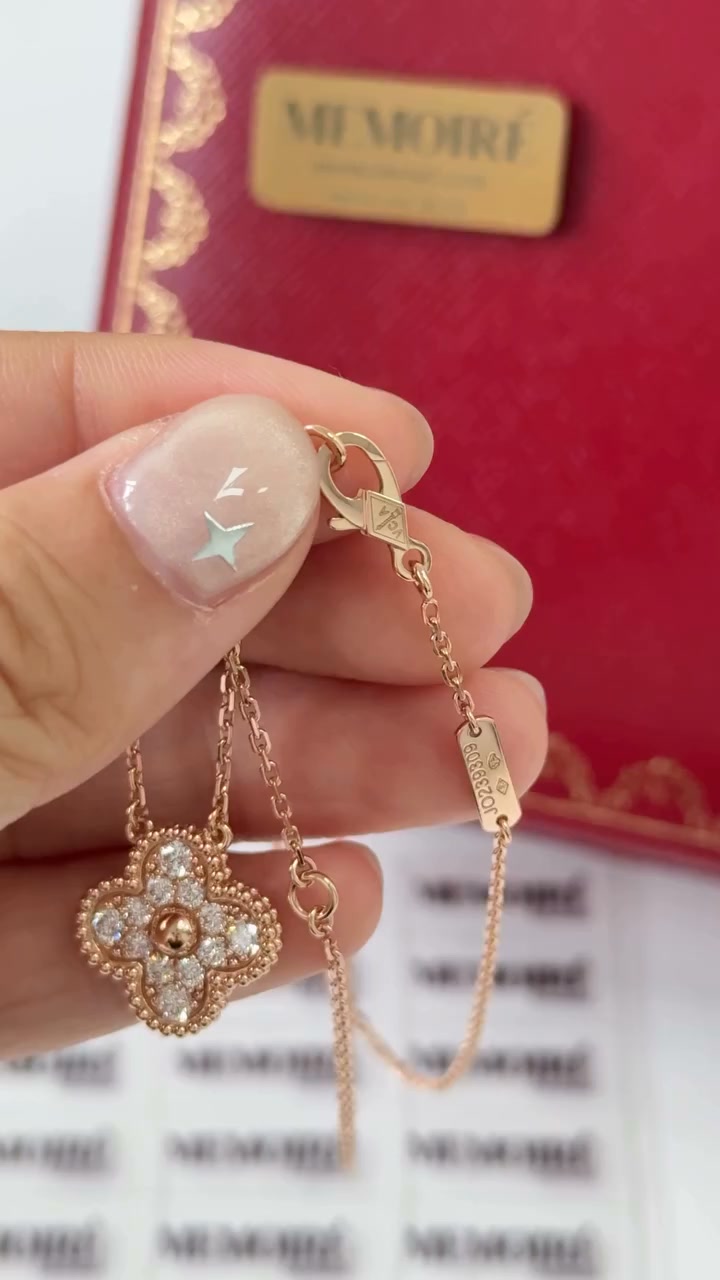 Fall in Love with Jewelry Like Never Before!