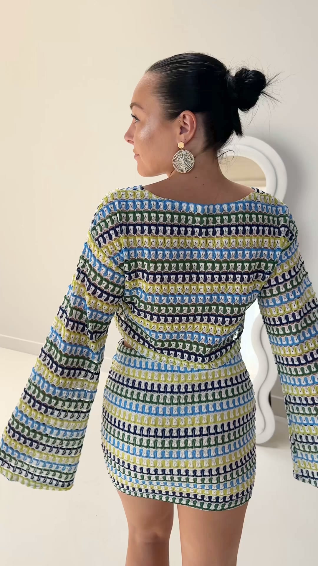 Let Your Sleeves Do The Talking