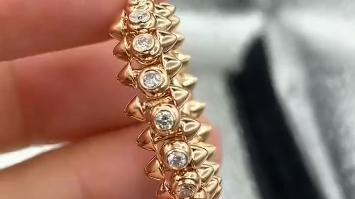 Stellar don't fade. Neither does our jewelry.