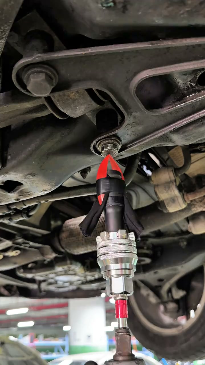 The All-in-One Universal Socket Wrench – One Tool, Endless Possibilities!