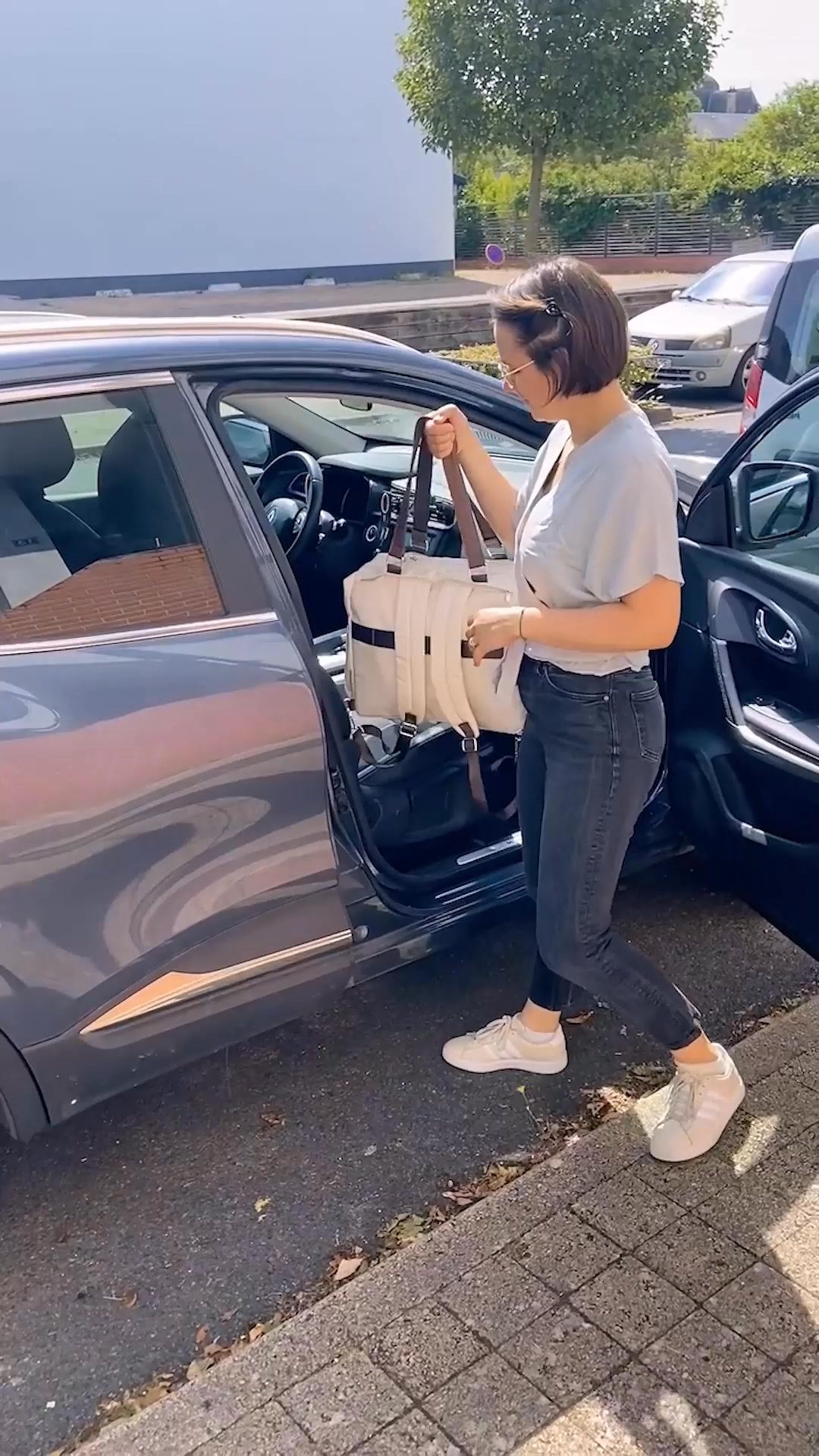 Dual-use diaper bag