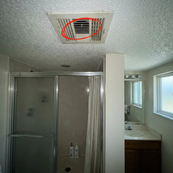 If you're a woman, be careful with holiday rentals