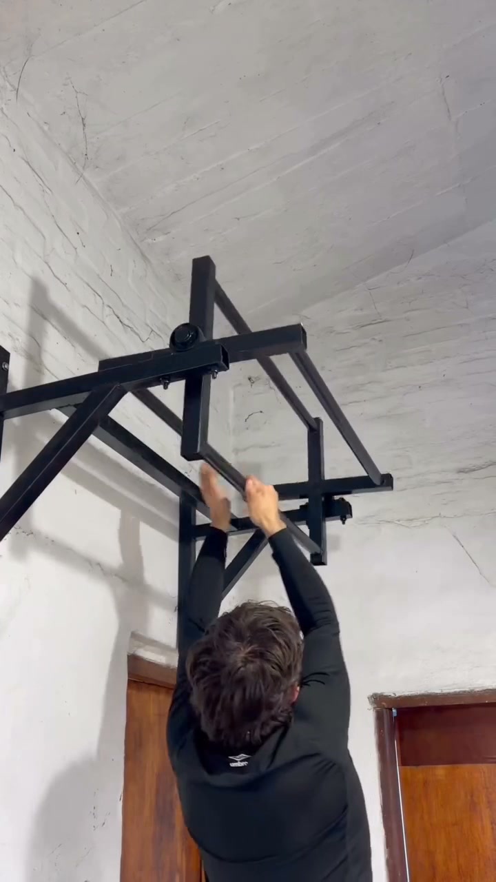 Grip Strength, Unstable Challenge – Rotating Climbing Trainer