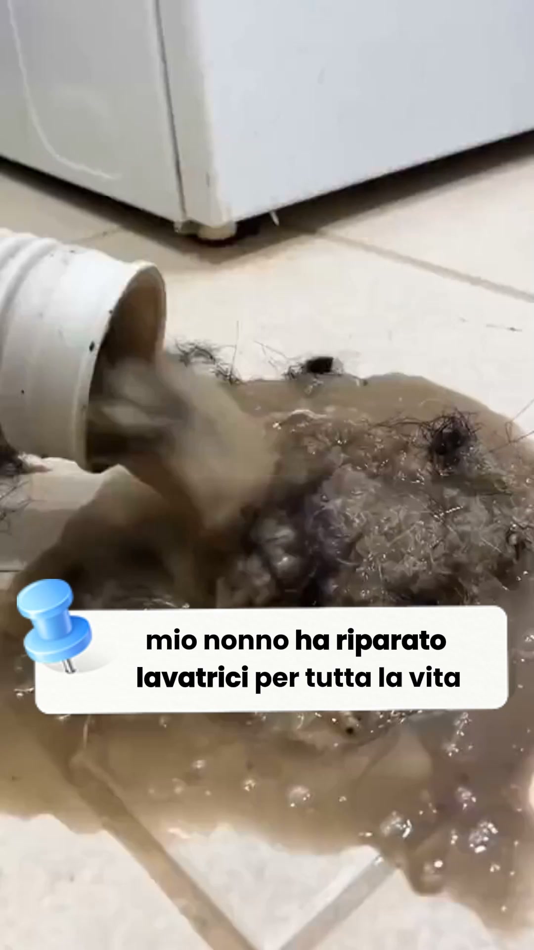 Se il bucato ha ancora un odore sgradevole dopo aver pulito la lavatrice... ecco la spiegazione