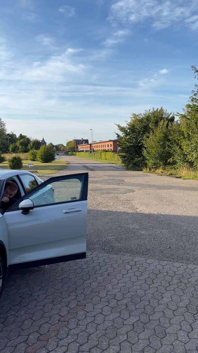 Spar 33% – kun 1.799 kr på "Mormorladeren"