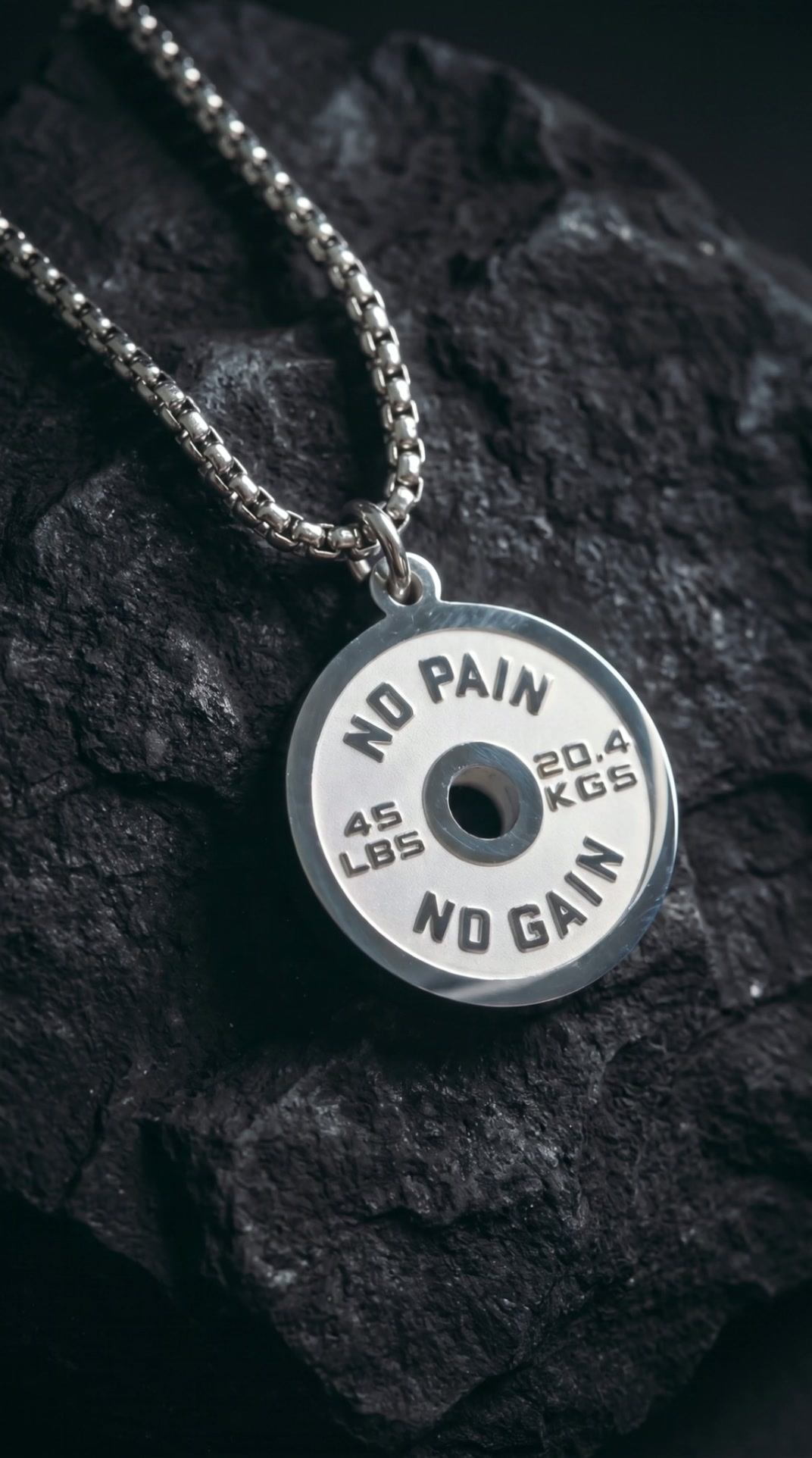 Jewelry That Actually Survives the Gym